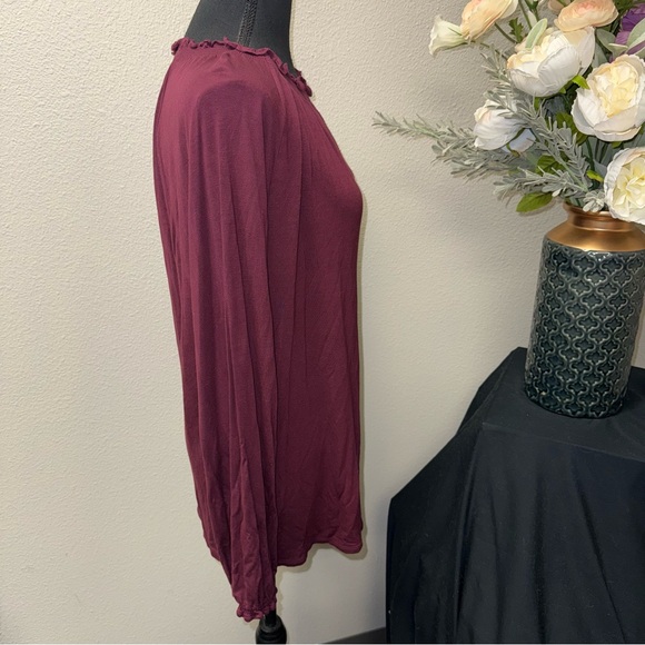 LOFT Burgundy Ruffle Neck Blouse Long Sleeve Soft Knit Top Large - Picture 4 of 7